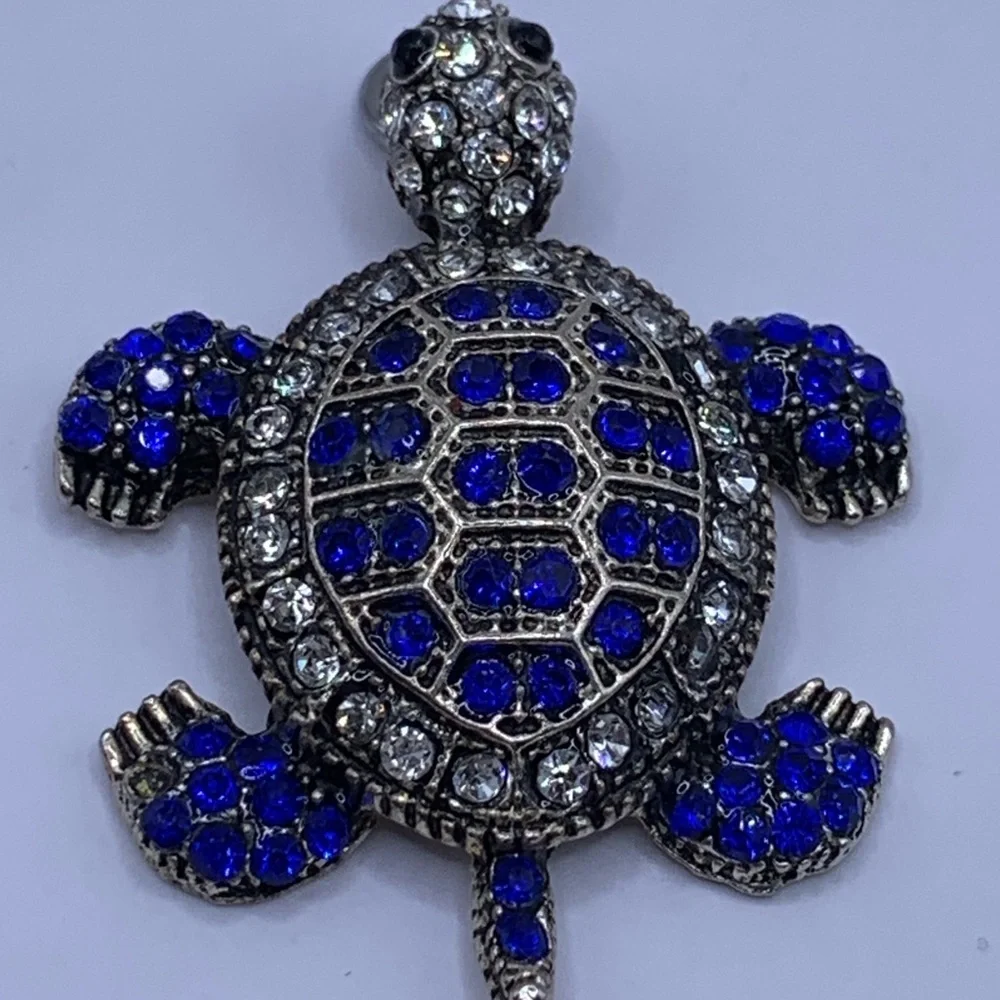 Silver and Blue Rhinestone Turtle Pendant Necklace